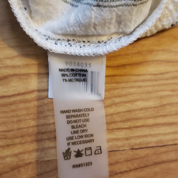 Vince Camuto top - Picture 5 of 5